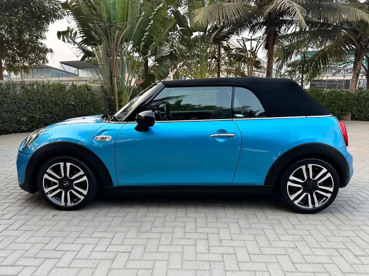 Left side view of the Mini Cooper, a great choice for self-drive car hire in Goa.